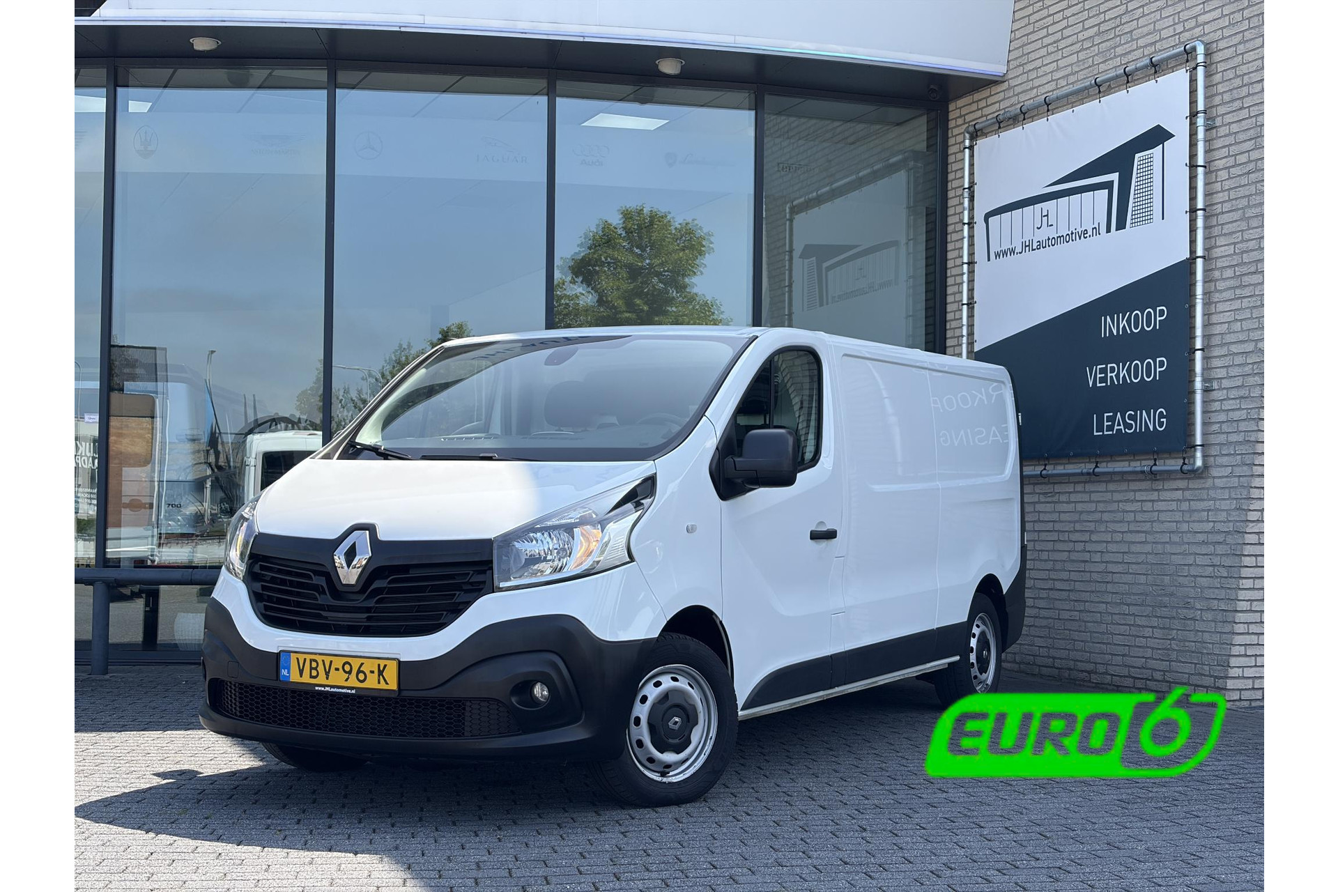 Renault Trafic 1.6 dCi T29 L2H1*A/C*CRUISE*HAAK*PDC*CAMERA*LOW KM